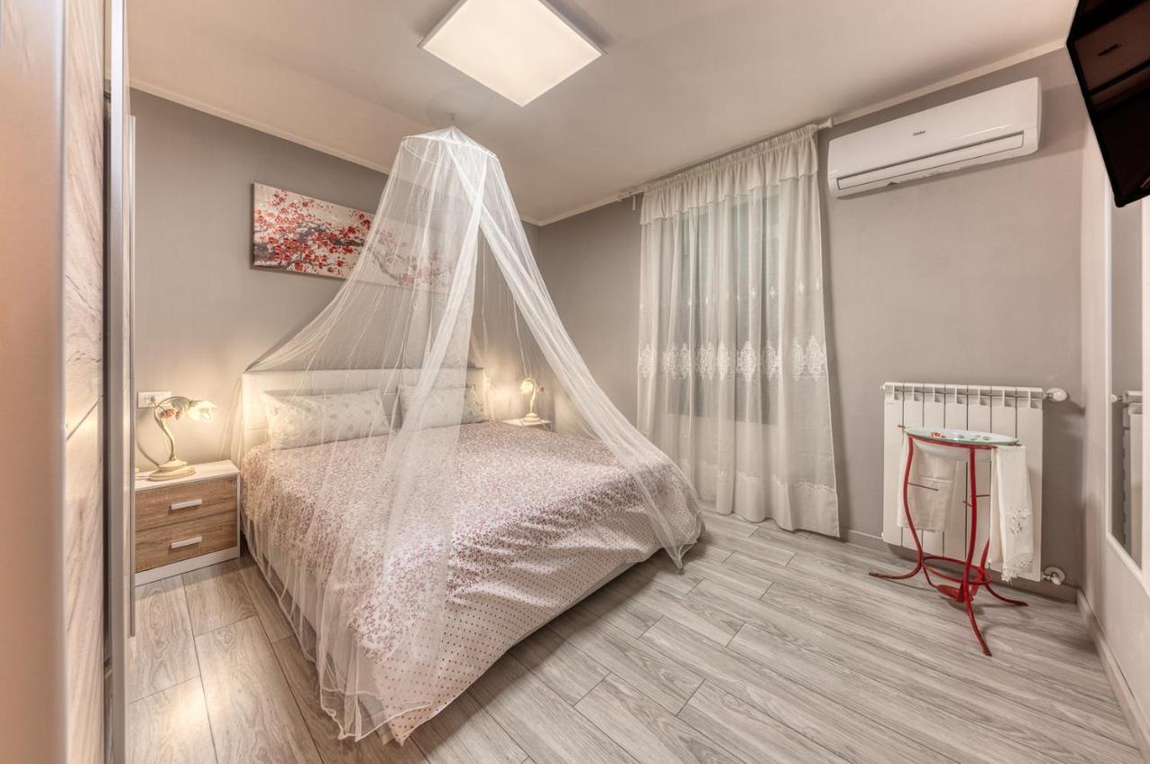 דירות ג'נובה Casa Camelie מראה חיצוני תמונה